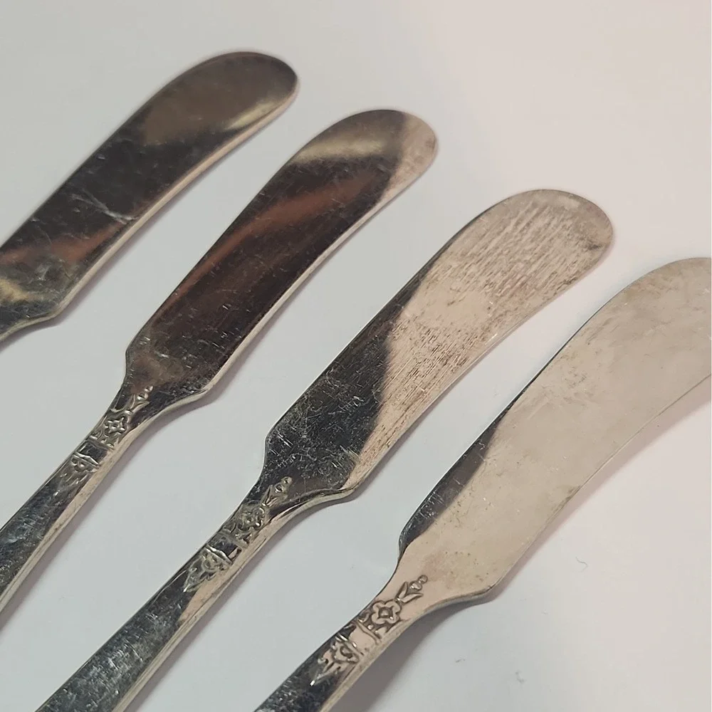 Wm A Rogers Oneida 1938 Silverplate Harmony Appetizer Butter Cheese Knives x 4